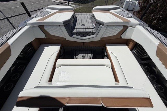 2022 Nautique Super Air Nautique G25 interior with luxurious seating and modern design.